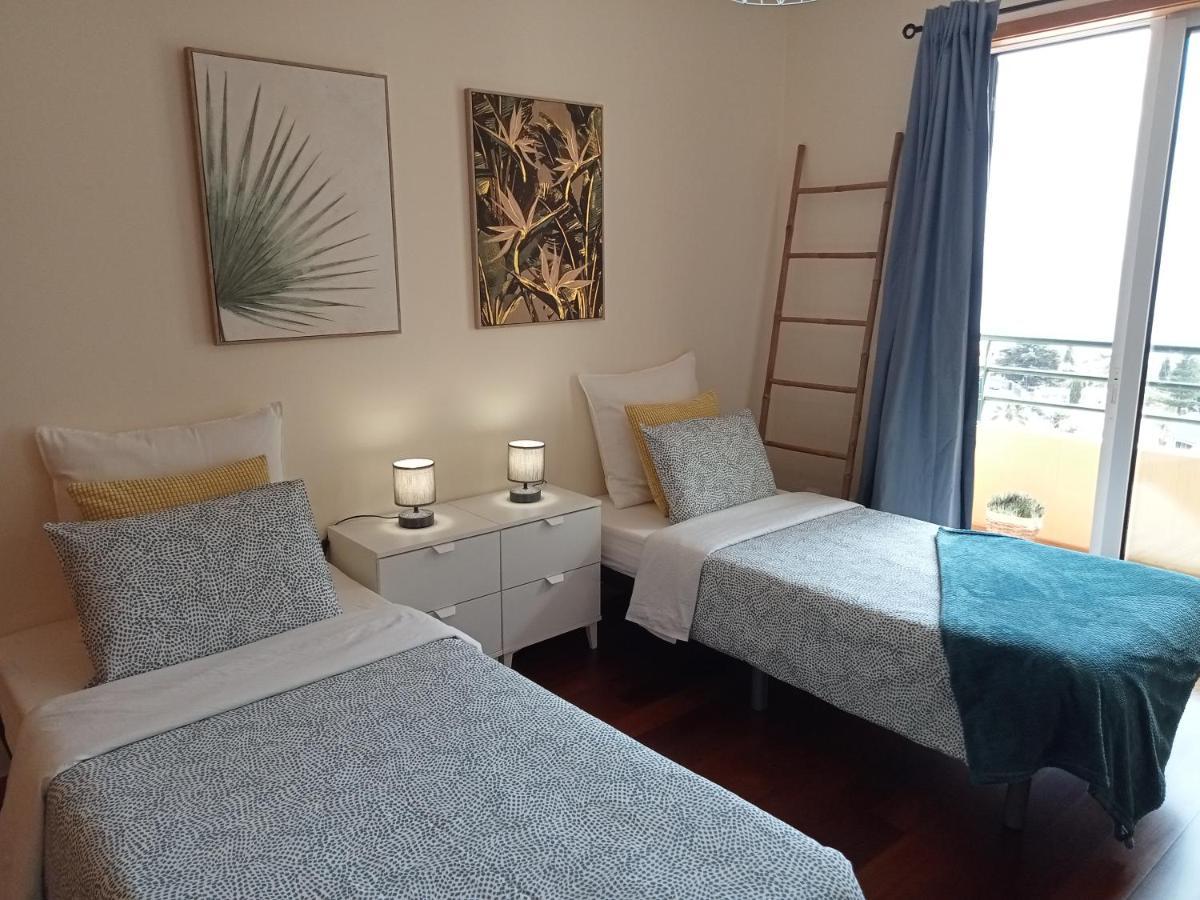 Sunrise Apartment Caniço Eksteriør billede